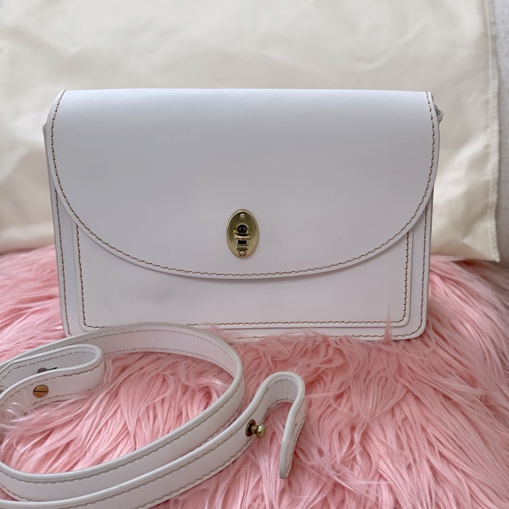 authentic fossil bag. genuine leather